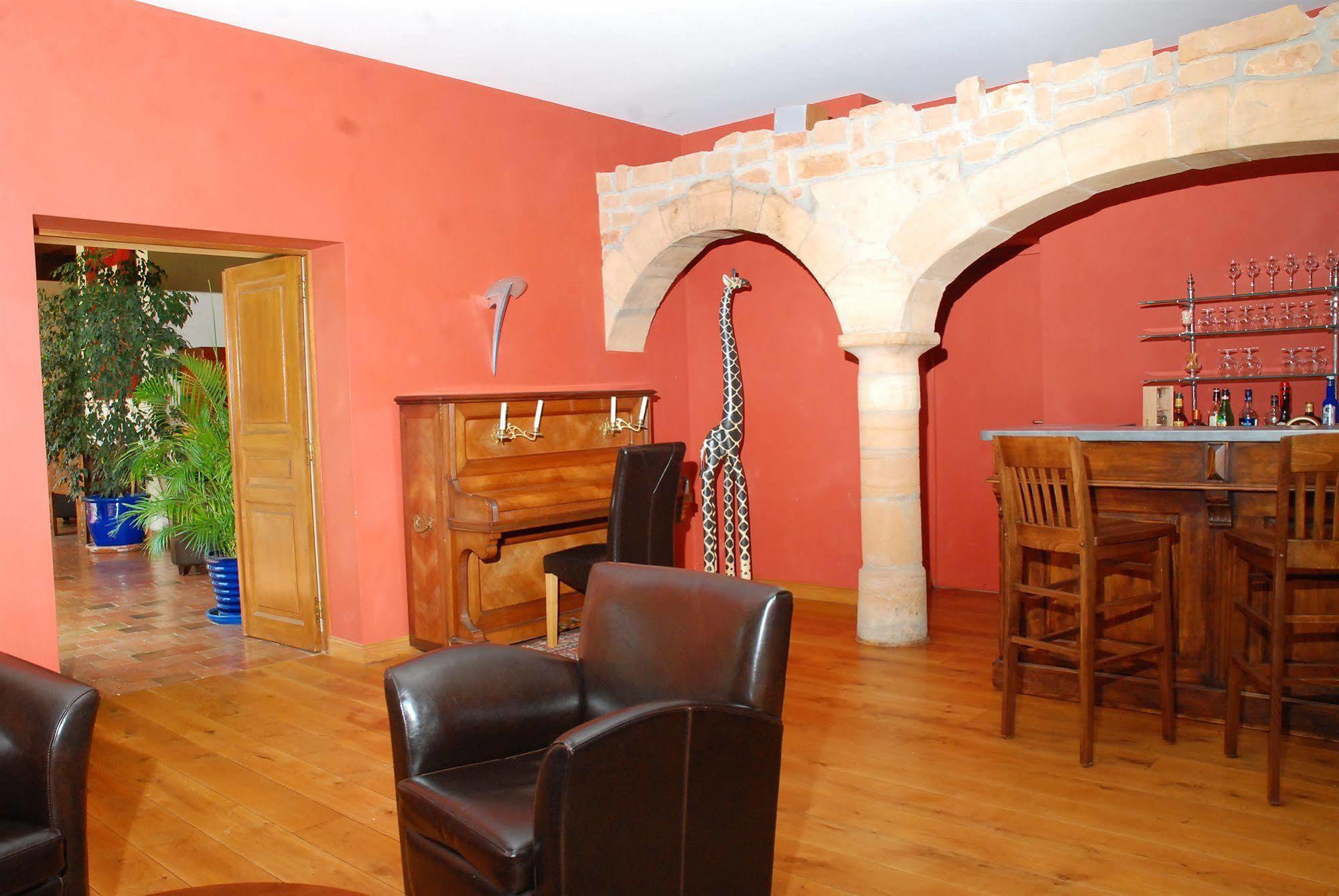 Demeures Et Chateaux L'Abbaye Caladoise - Anciennement Hostellerie Ferme Du Poulet Villefranche-sur-Saône Esterno foto
